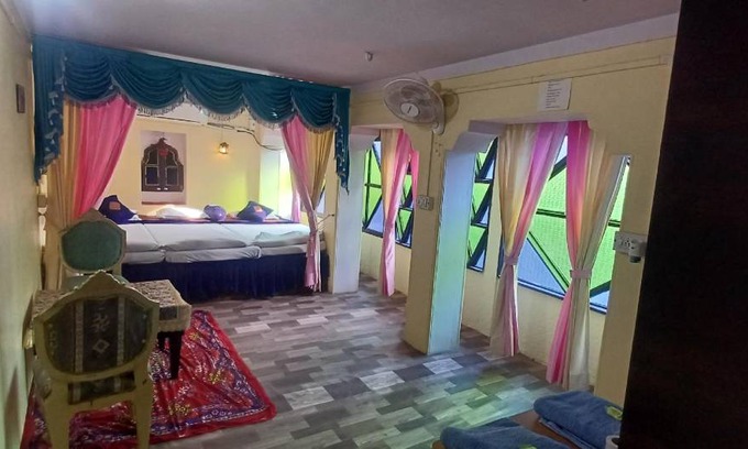 Gulab Sagar Bed & Breakfast | 37 m² Bed and breakfast ∙ 3 guests