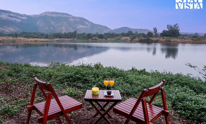 Karjat Villa | 418 m² Villa ∙ 4 bedrooms ∙ 10 guests