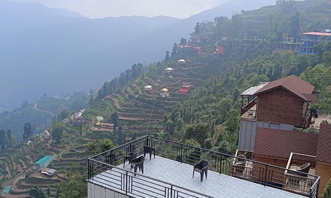 Dhanaulti Hotel | 600 m² Hotel ∙ 3 guests
