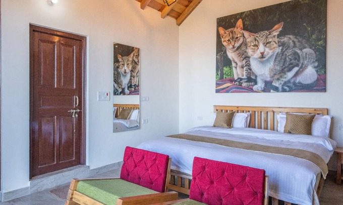 Mukteshwar Hotel | 74 m² Hotel ∙ 3 guests