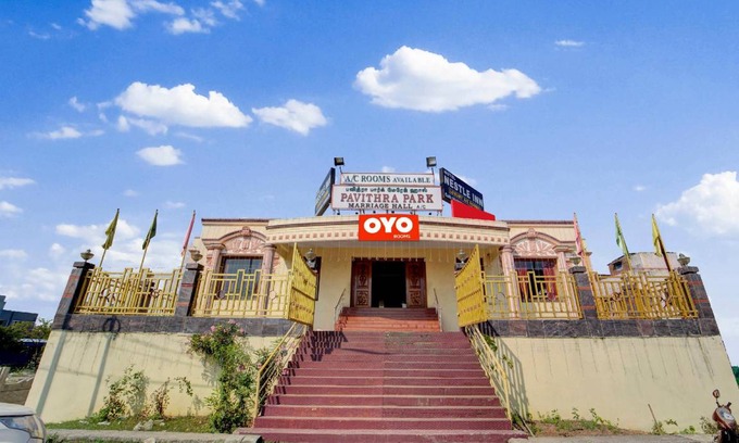 Chennai Hotel | 929 m² Hotel ∙ 3 guests