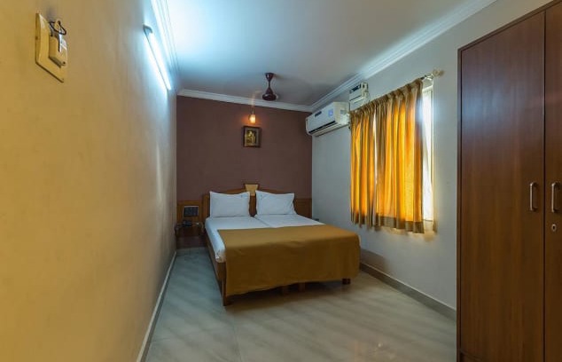 Periamet Hotel | Central Residency