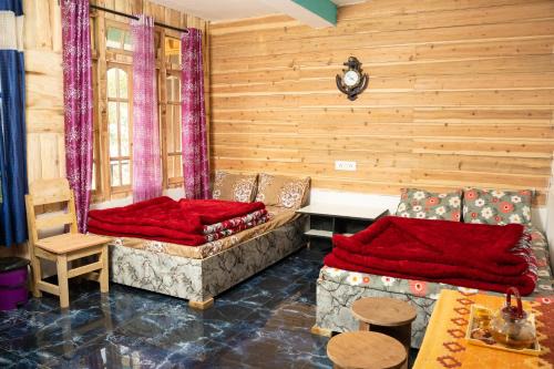 Darjeeling House | Christina Homestay