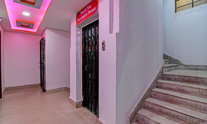 Rajarhat Hotel | Hotel ∙ 2 guests