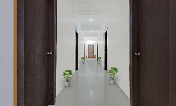Ranchi Hotel | Hotel ∙ 2 guests