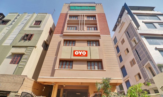 Dilsukhnagar Hotel | Hotel ∙ 3 guests
