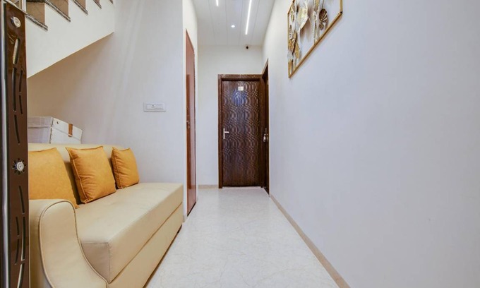 Indore Hotel | Hotel ∙ 3 guests
