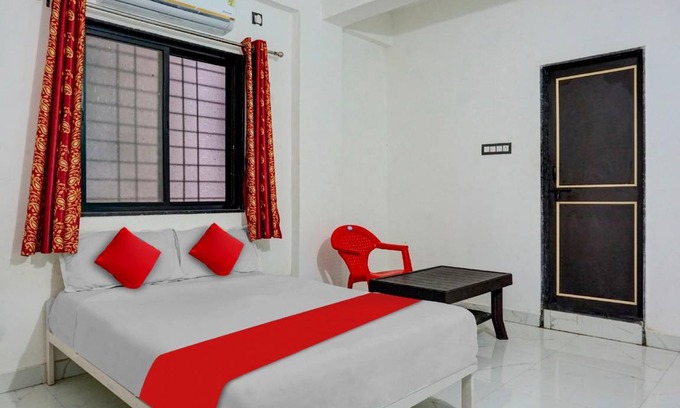 Wagholi Hotel | Hotel ∙ 3 guests