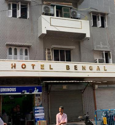 Ballygunge Hostel | Hotel Bengal -100m from Park Circus 7 Point