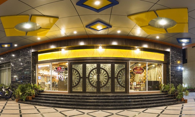 Vellore Hotel | Hotel Benzz Park Vellore