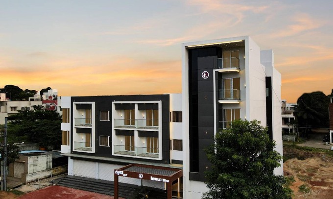 Vijayanagar Hotel | Hotel