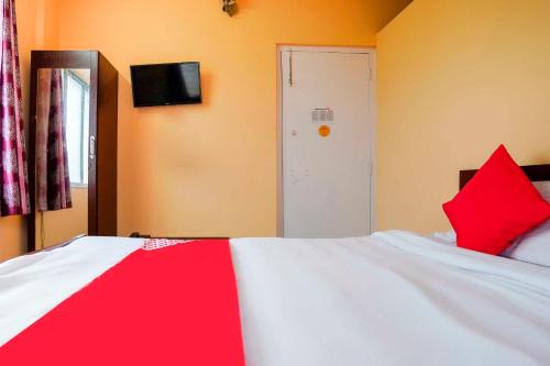 New Town Hotel | Hotel O Urban Village Guest House