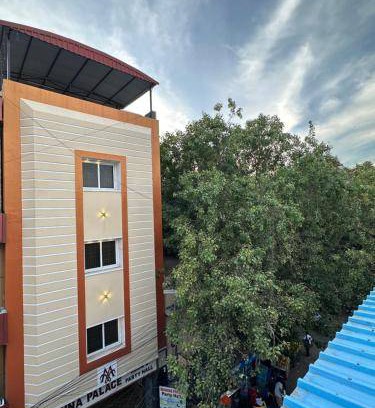 Triplicane Hotel | 17 m² Hotel ∙ 5 guests