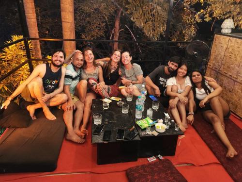 Arambol House | Jomo Hostel And Bar
