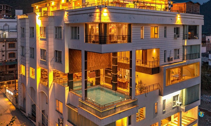 Pauri Hostel | Moustache Rishikesh Luxuria - Hostel