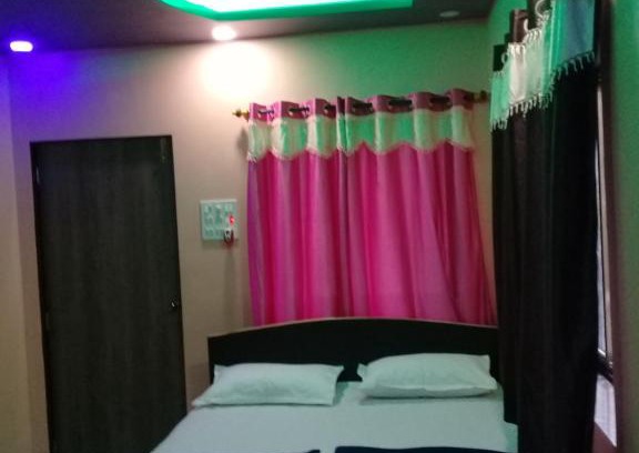 Gondhalpada House | New saimauli cottage