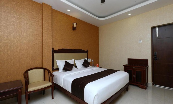 Poondithangal Cabin | OYO 10017 RB Grand Residency