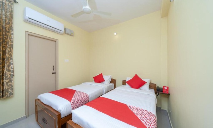 Ram Nagar Hotel | OYO 16346 SS Residency