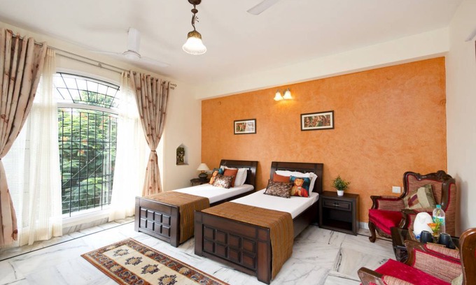 Hauz Khas Resort | Private room ∙ 3 guests