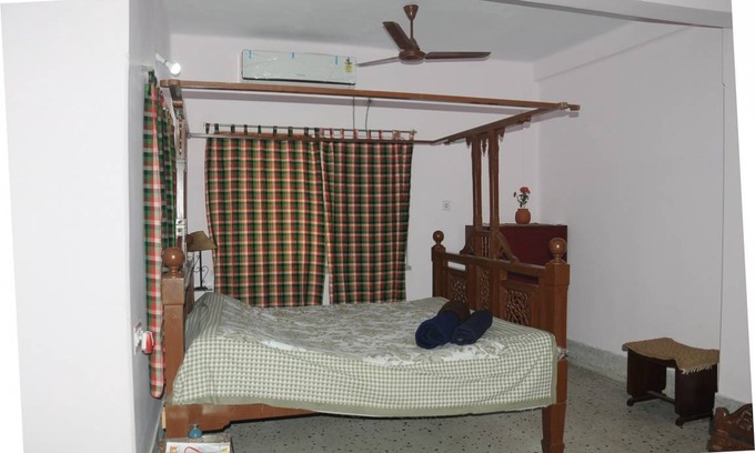 Kalighat Resort | Private room ∙ 3 guests