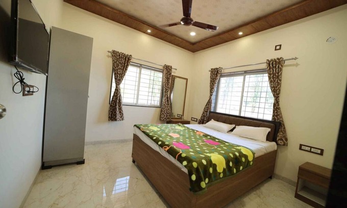 Mahabaleshwar Resort | Private room ∙ 2 guests