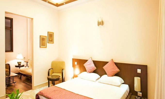 Defence Colony Resort | Private room ∙ 2 guests