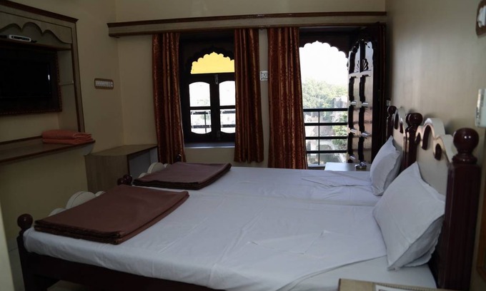 Gulab Sagar Resort | Private room ∙ 2 guests
