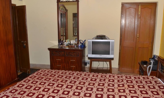 Kolkata Resort | Private room ∙ 2 guests