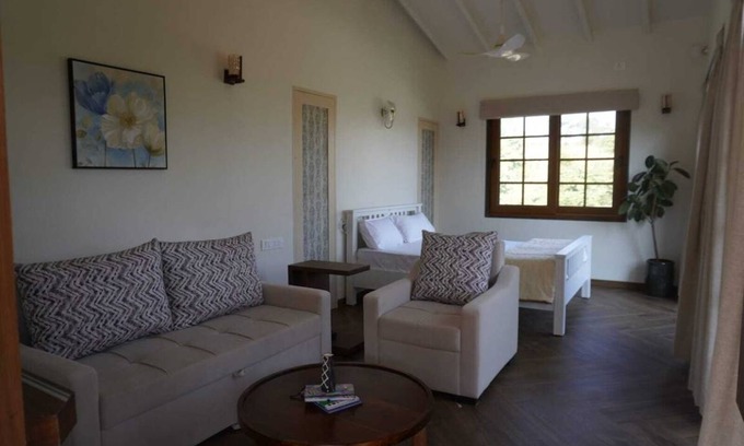 Nashik Resort | Private room ∙ 4 guests