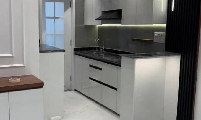 New Delhi Apartment | Royal Apartment in Dlf Capital Greens West Delhi