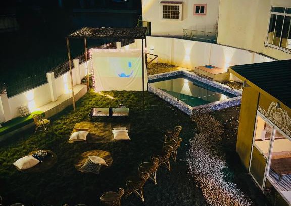 Tapovan Hostel | Shanti Hostel and Garden Cafe