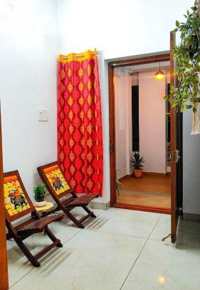 Kalapettai House | SUPER Luxury 6BHK For BIG Groups Nr Whitetown and Beach SYMPHONY