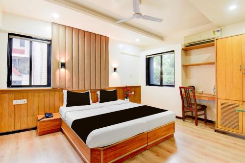 Viman Nagar Hotel | Super Townhouse Viman Nagar Business Stay Formerly Silver Crest