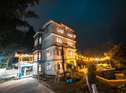 Sungava Hostel | Tag Along 2 0 Hostel Gangtok