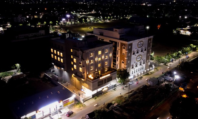 Kattankulathur Hotel | V FIVE HOTEL