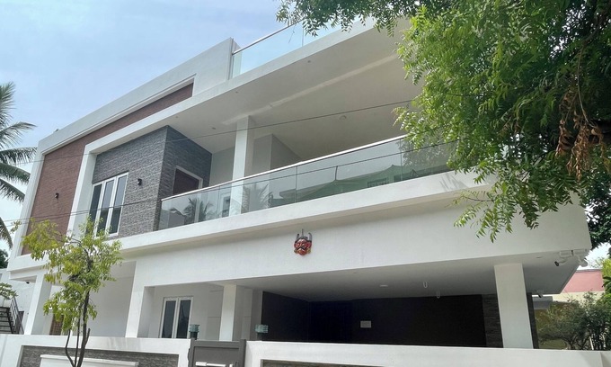 Tatabad Apartment | Vacation rental for an apartment in a villa for family stay