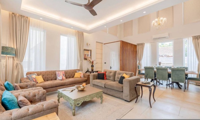 Anjuna Villa | Villa ∙ 5 bedrooms ∙ 12 guests