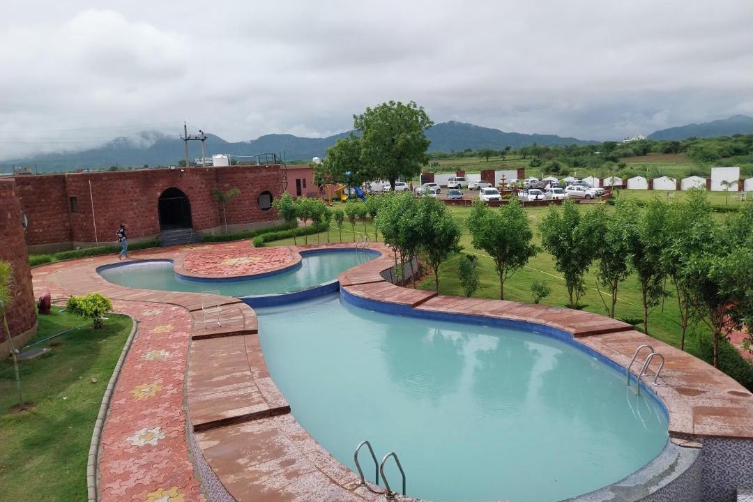 Abu Road Hotel | Mount down Resort