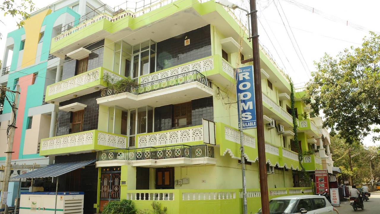 Photo of Buildings in Tiruvannamalai
