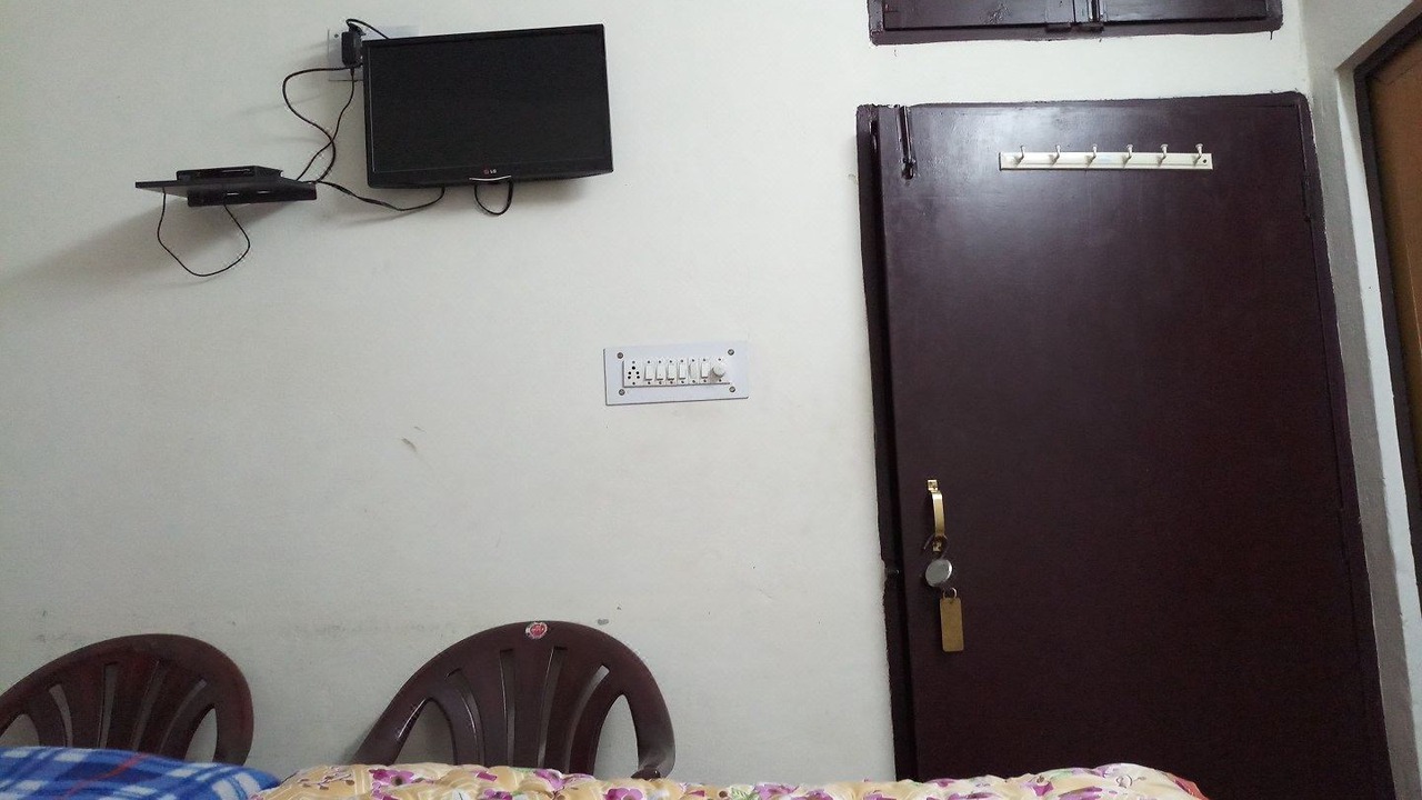 Photo of Bedroom in Uttarkashi