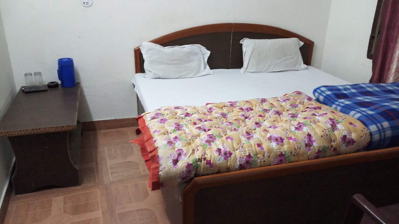 Photo of Bedroom in Uttarkashi