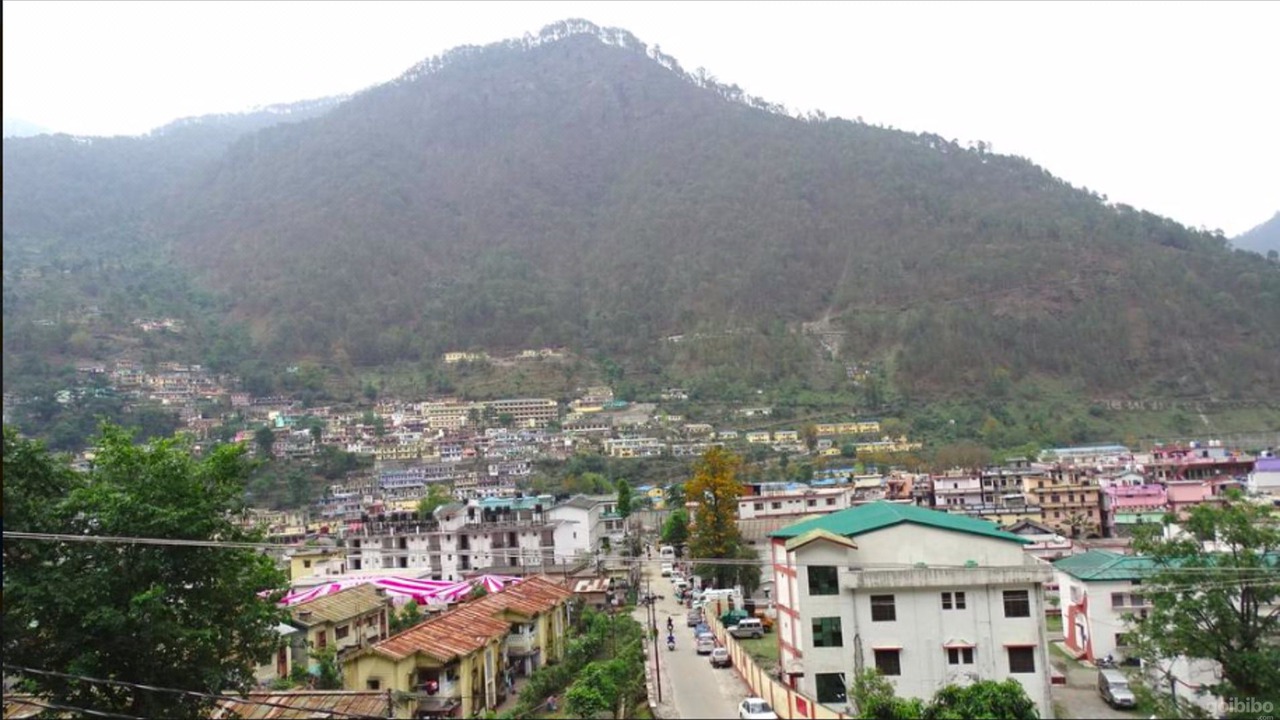 Photo of Buildings in Uttarkashi