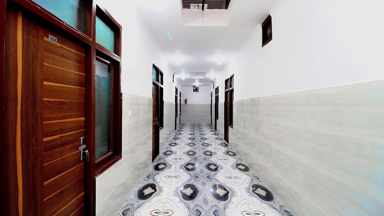 Photo of Bedroom in Sector 45
