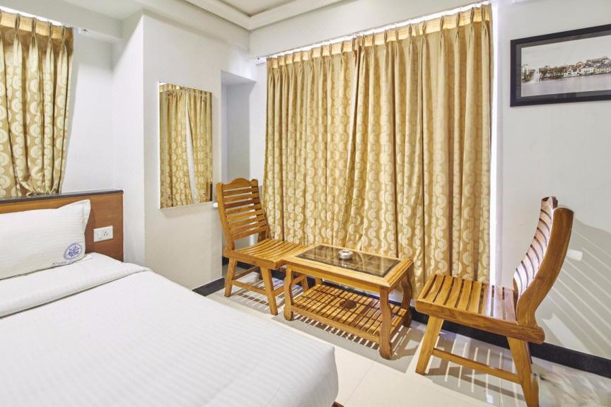 Photo of Bedroom in Mylapore Tiruvallikk
