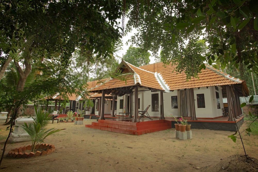 Photo of Buildings in Kodungallur