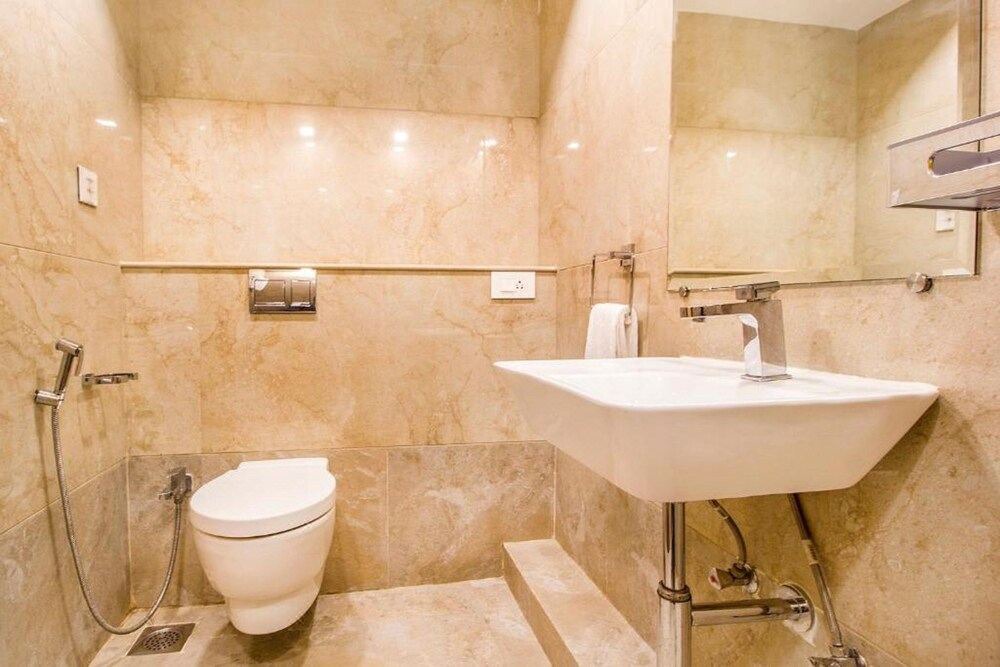 Photo of Bathroom in Koyambedu