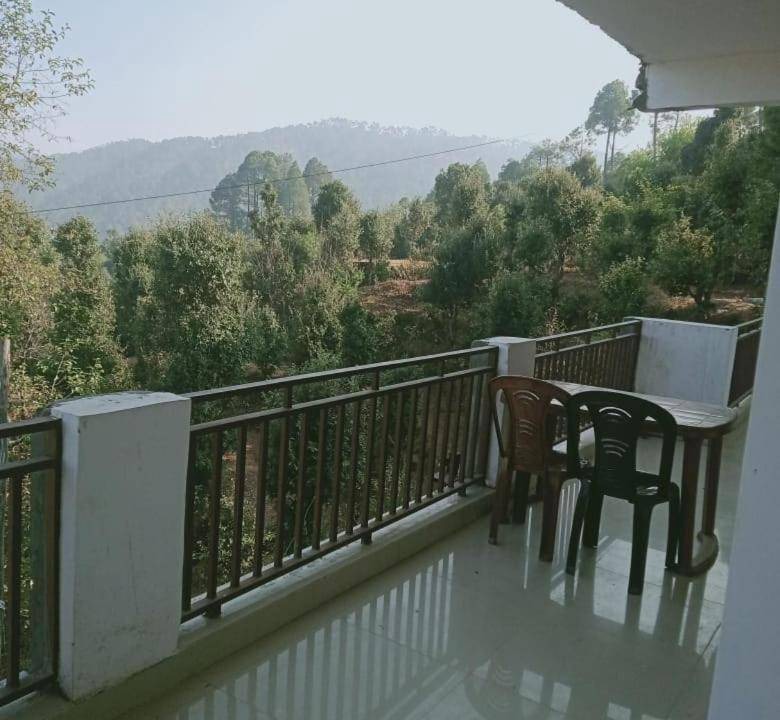 Photo of Others in Kausani