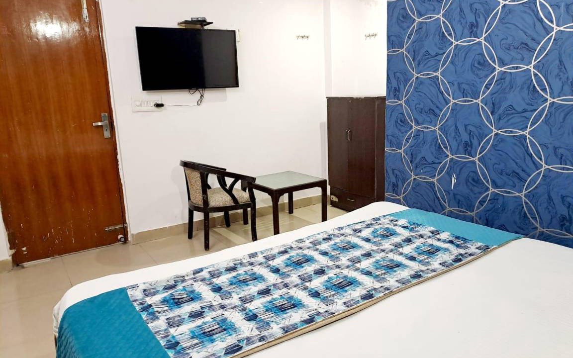 Photo of Bedroom in Mahipalpur