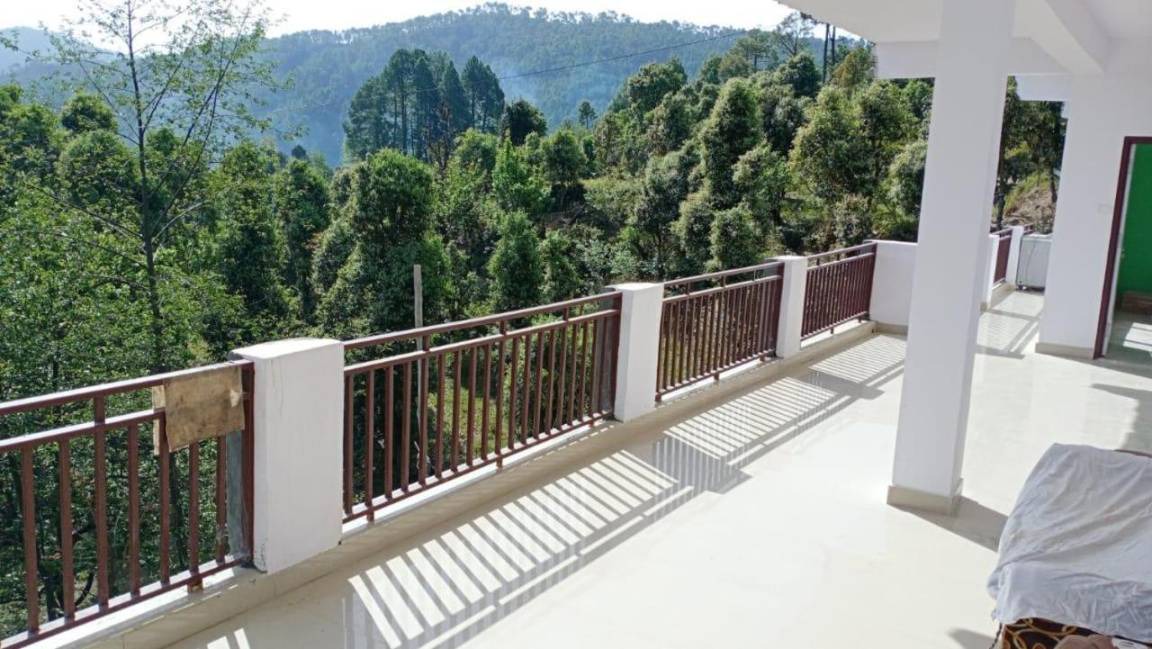 Photo of Buildings in Kausani