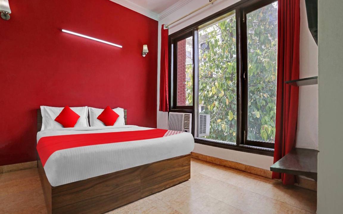 Photo of Bedroom in Sector 31